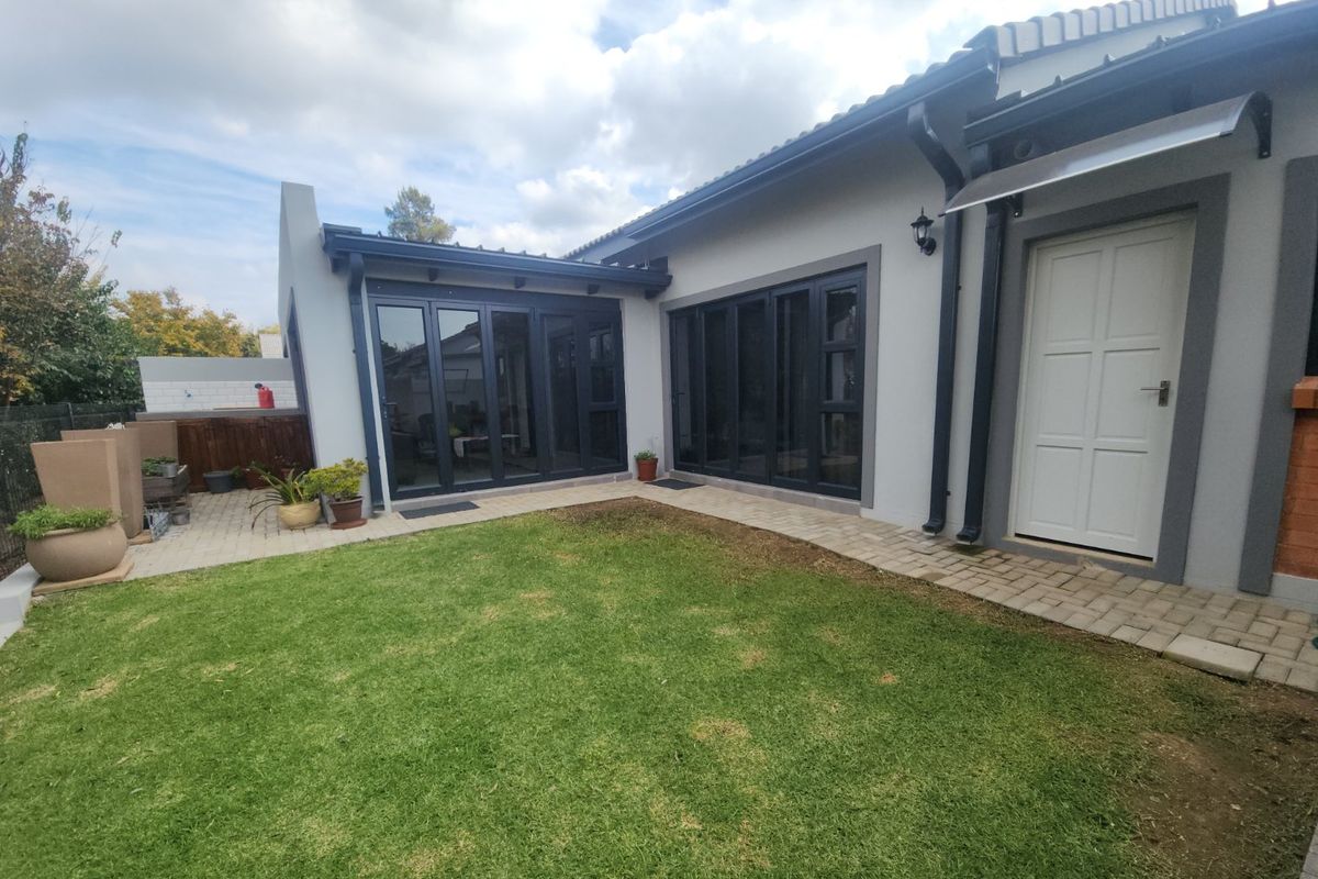 Modern 2 Bedroom, 2 Bathroom Home in Serene Estate Ifafi - Photo 4
