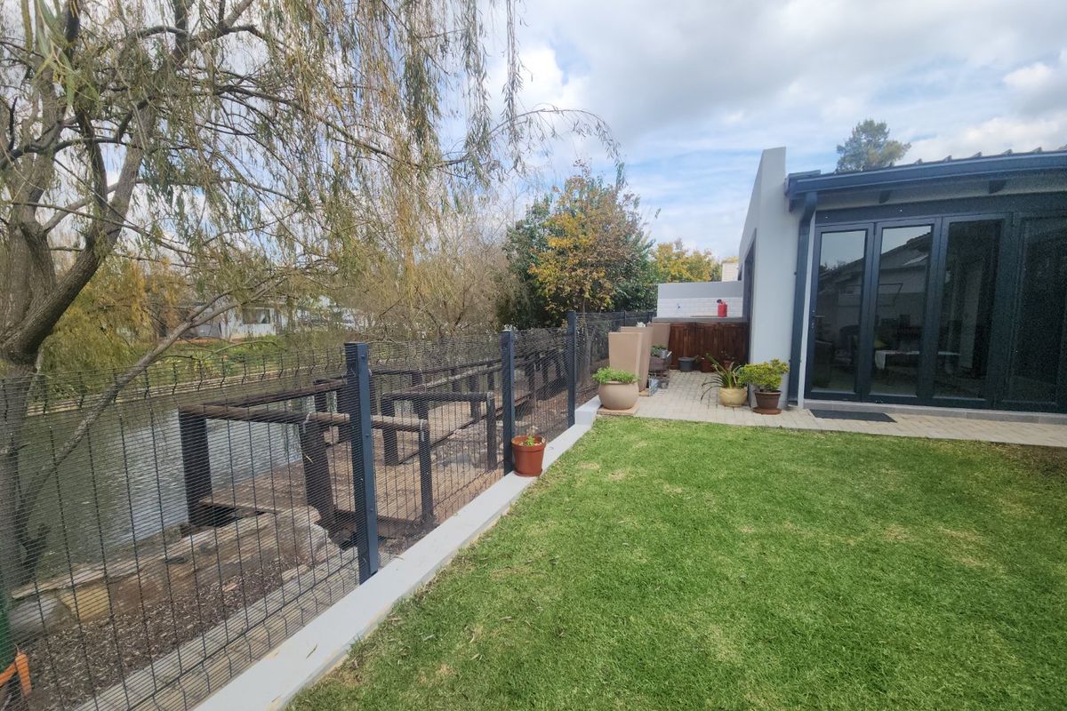 Modern 2 Bedroom, 2 Bathroom Home in Serene Estate Ifafi - Photo 3