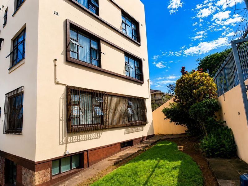 Well-maintained Residential Property for sale in Umbilo,Durban. - Photo 9