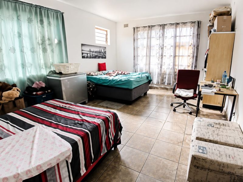 Well-maintained Residential Property for sale in Umbilo,Durban. - Photo 7