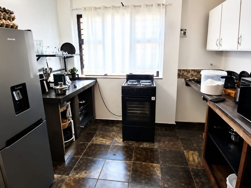 Well-maintained Residential Property for sale in Umbilo,Durban. - Photo 6