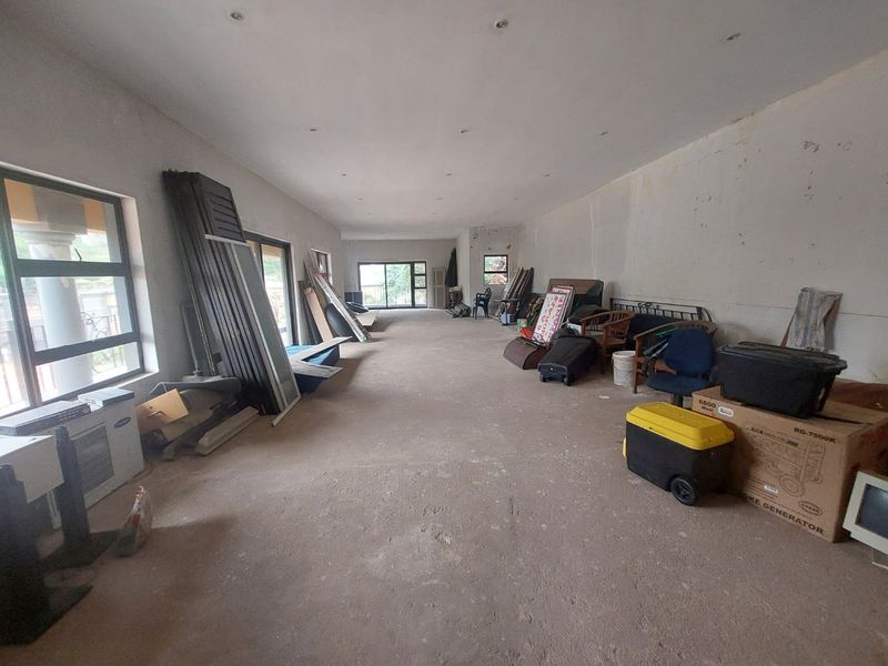 Commercial Space 100m2/124m2 - Marine Drive - Photo 3