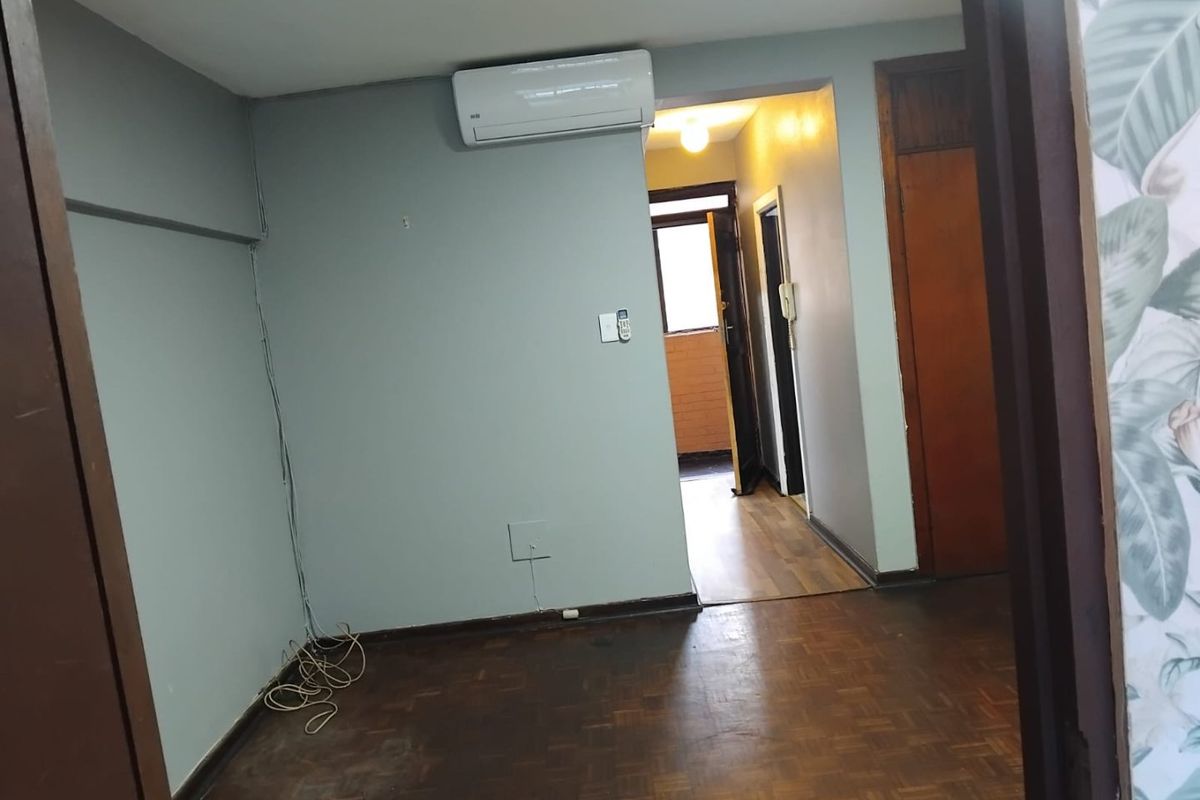 1 Bedroom, 1 Bathroom Apartment For Sale In Point, Durban - Photo 4