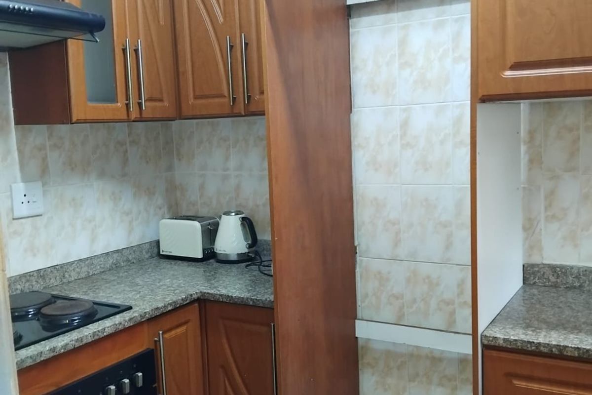 1 Bedroom, 1 Bathroom Apartment For Sale In Point, Durban - Photo 2