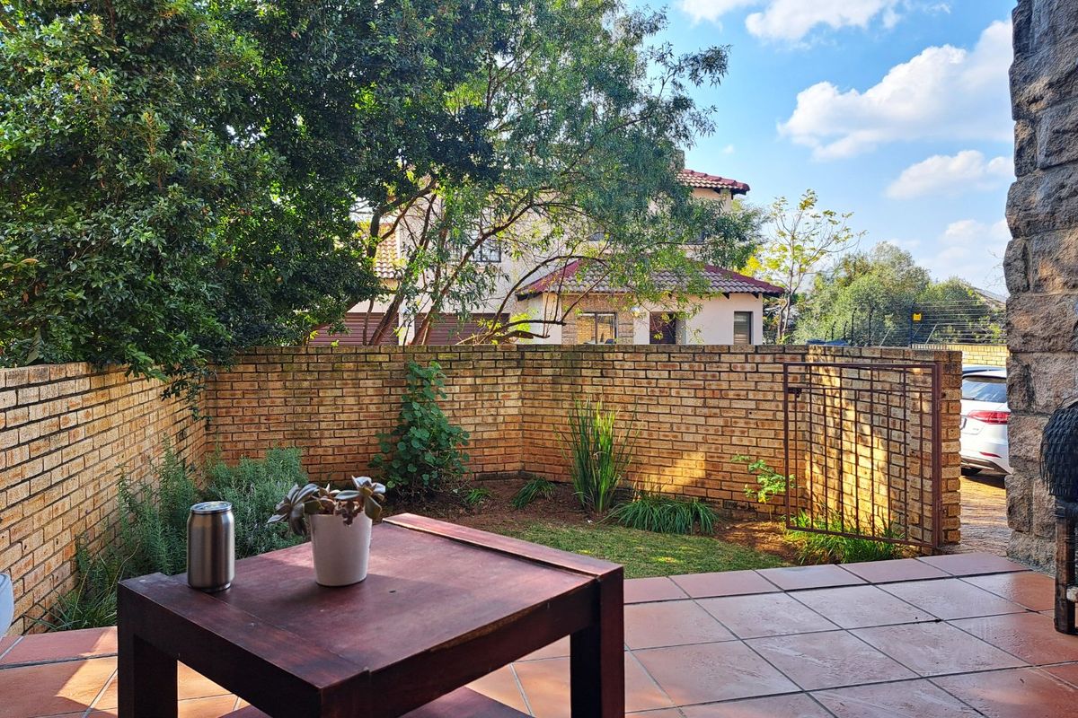 2 Bedroom Corner Duplex in Hameau Estate - Photo 5
