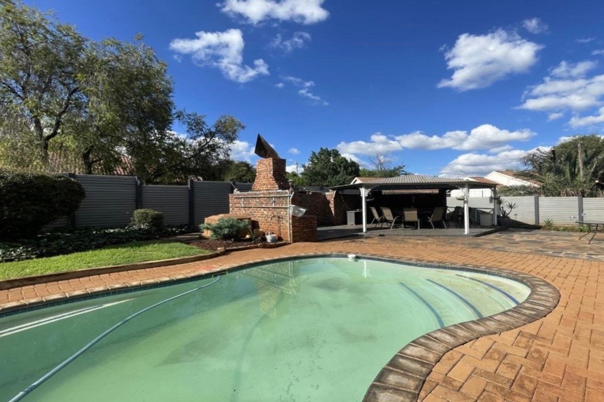 4 bedrooms house for sale in  Lyttelton Manor - Photo 2