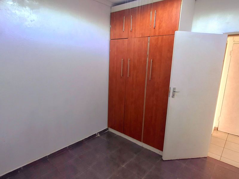 Great Starter Home – Ideal for First-Time Buyers or Investors - Photo 10