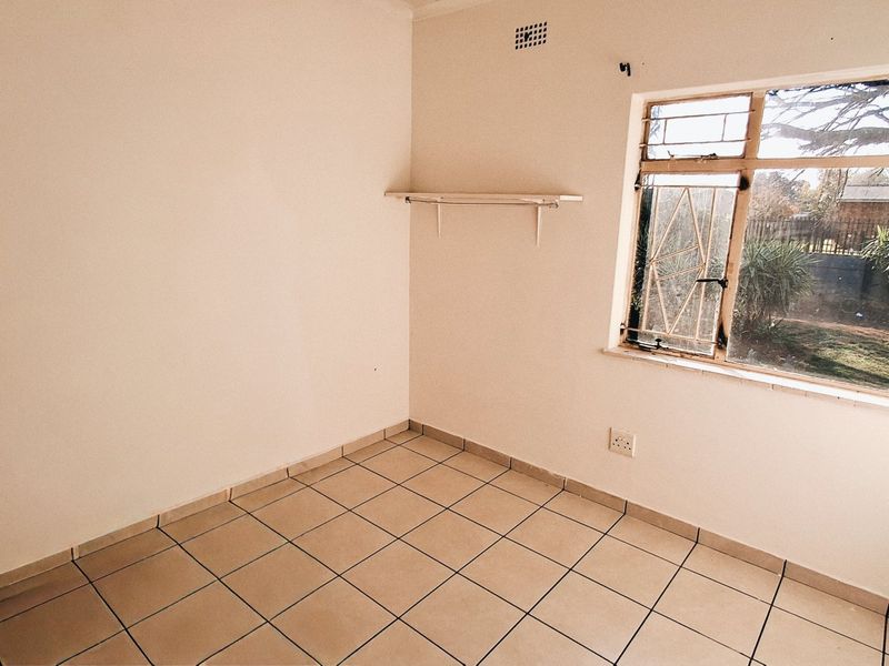 Great Starter Home – Ideal for First-Time Buyers or Investors - Photo 7