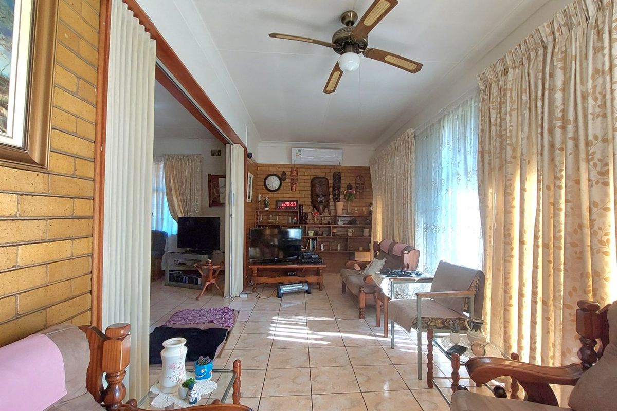 Business Opportunity or Spacious Family Home in Brits - Photo 5