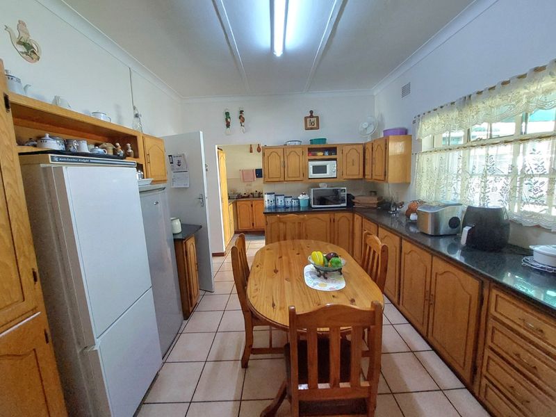 Business Opportunity or Spacious Family Home in Brits - Photo 8