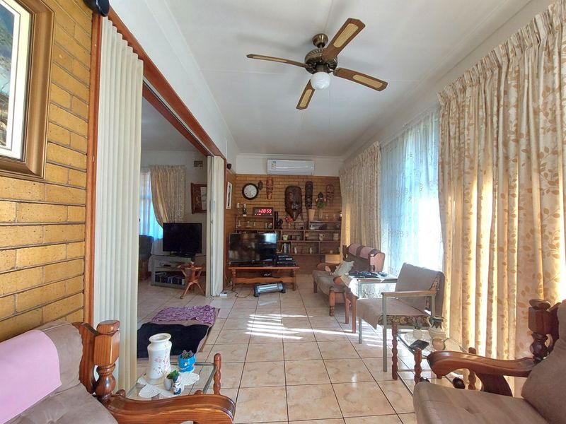 Business Opportunity or Spacious Family Home in Brits - Photo 5