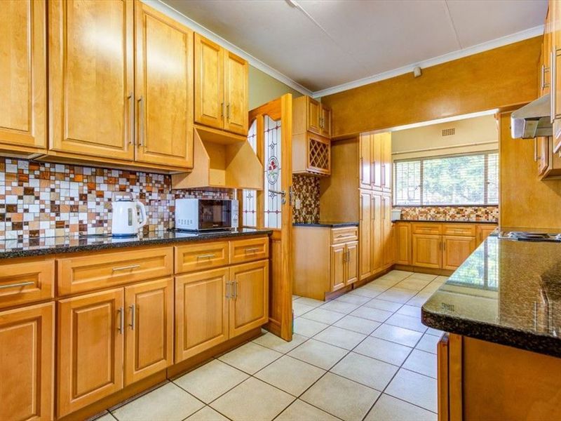 Spacious Family Home With Income Potential - Photo 1