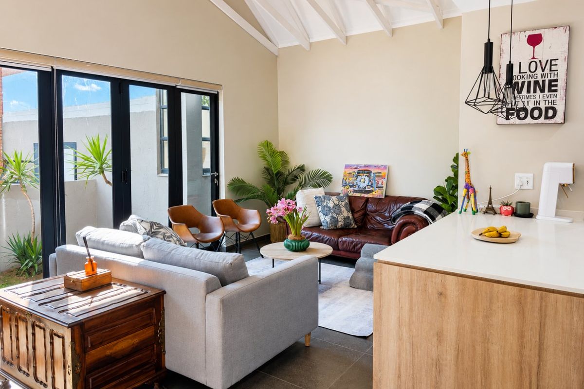 Exclusive Double-Storey Townhouse in Woodland Hills Bergendal Estate - Photo 2