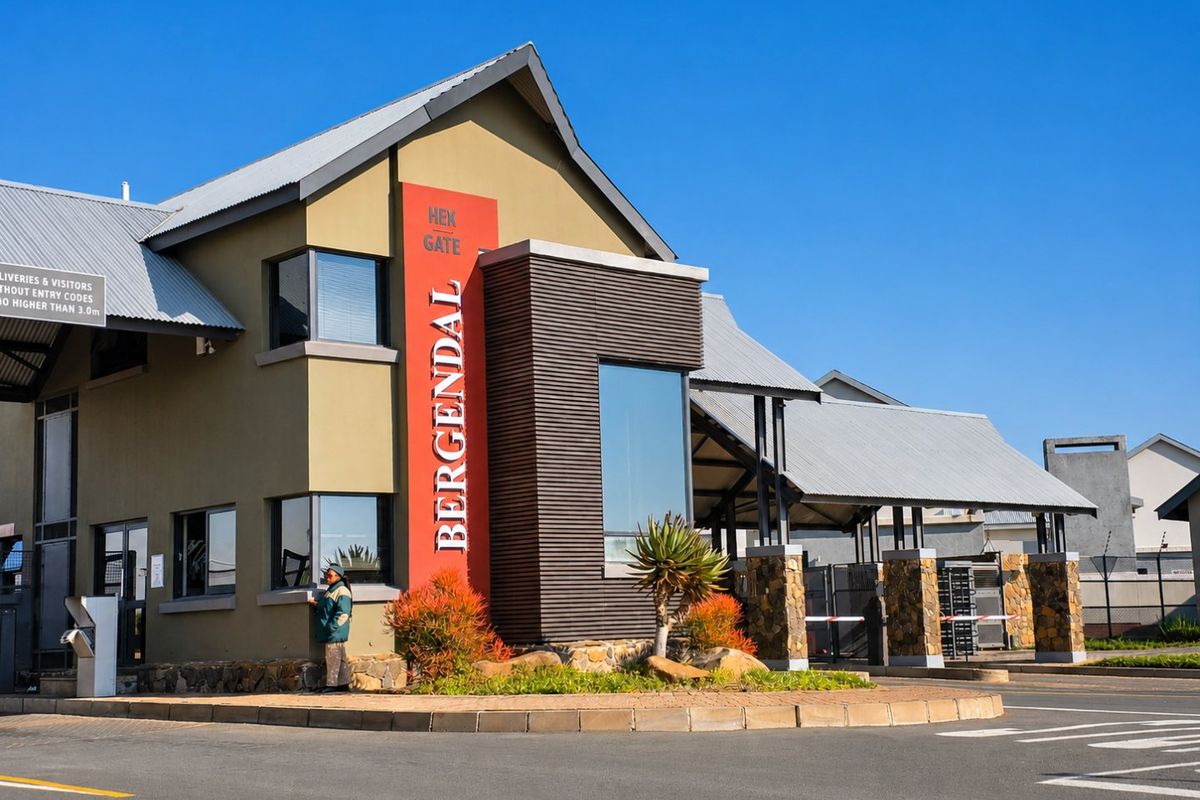 Exclusive Double-Storey Townhouse in Woodland Hills Bergendal Estate - Photo 3