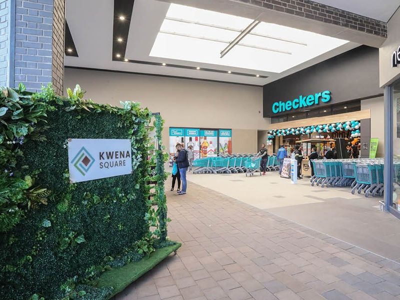Premier Wilgeheuwel Retail Space for Lease - Photo 3