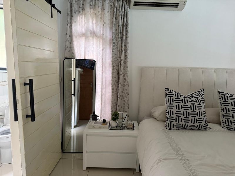 An executive family home to let in PadfieldPark Pinetown - Photo 7