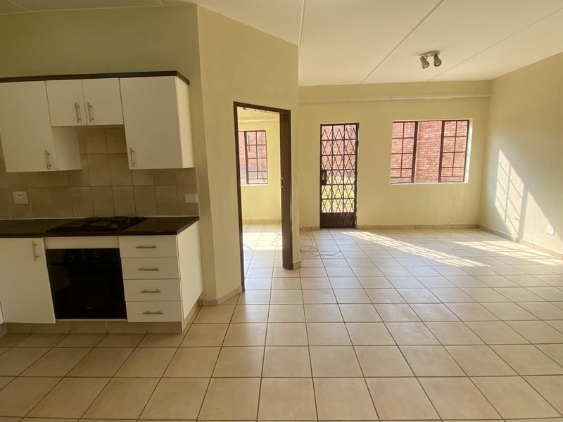 2 Bedroom Ground Apartment for Rent in Halfway Gardens - Photo 1