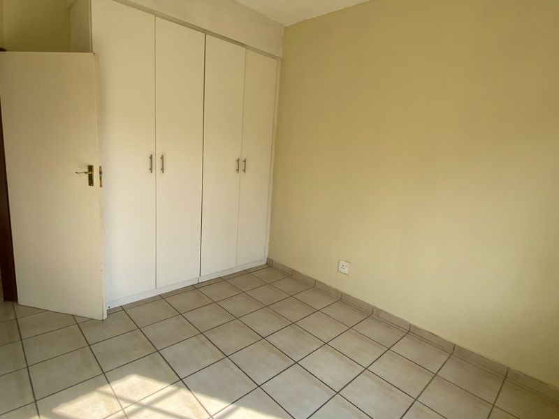 2 Bedroom Ground Apartment for Rent in Halfway Gardens - Photo 10
