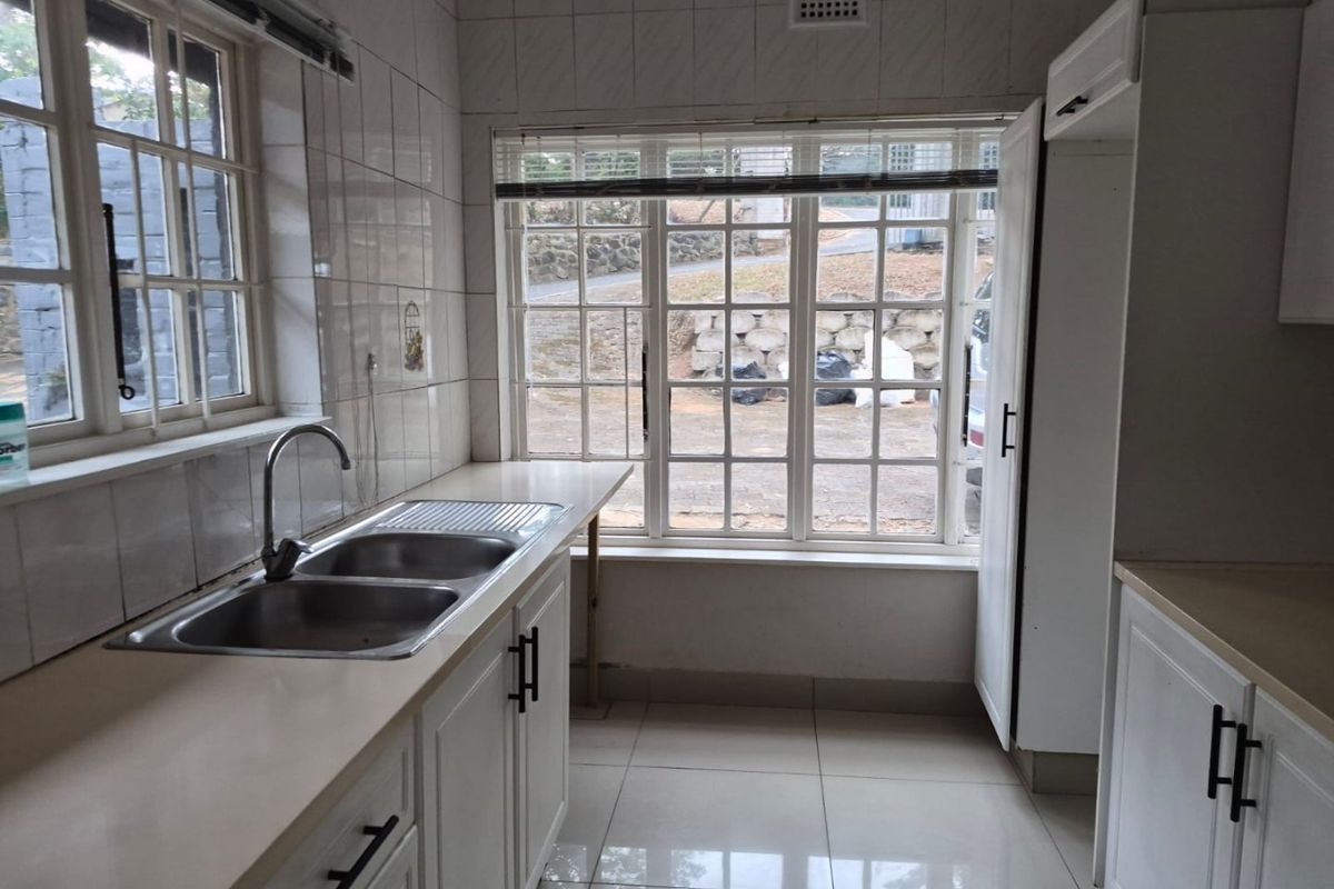 2 bed, 2 bath Pet friendly unit in Westville  - Photo 3