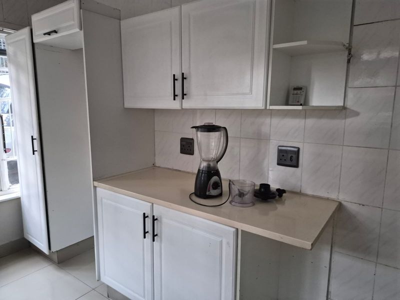 2 bed, 2 bath Pet friendly unit in Westville  - Photo 9