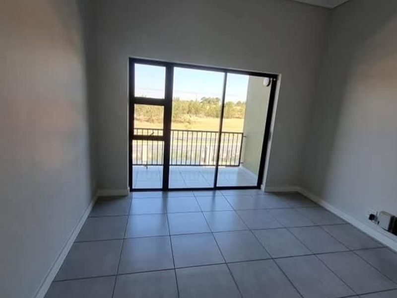 2 BEDROOMS 2 BATHROOMS GROUND FLOOR APARTMENT AVAILABLE IMMEDIATELY IN MOOIKLOOF - Photo 10