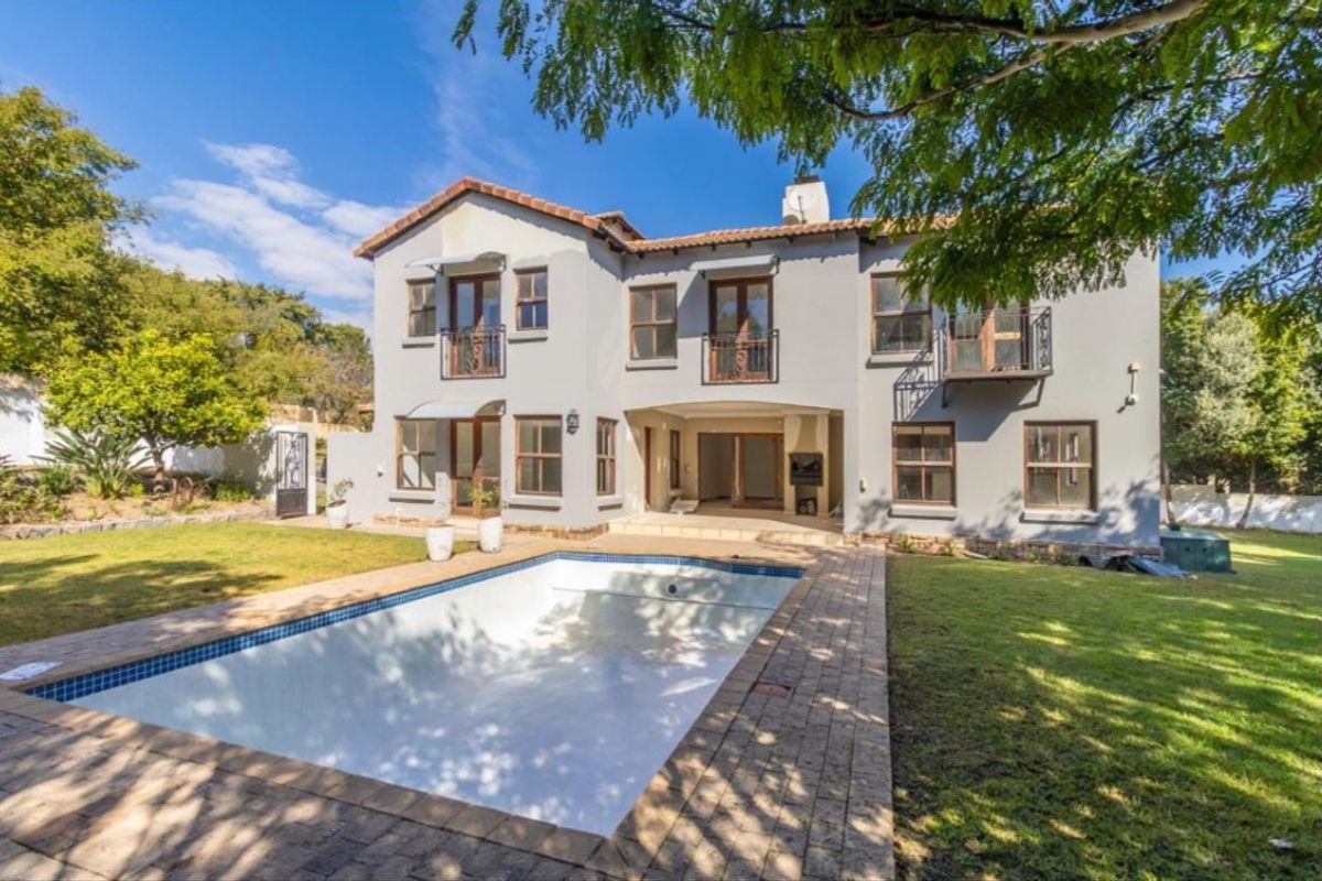 Exquisite 4-Bedroom Family Home – Where Space, Quality & Comfort Come Together - Photo 4