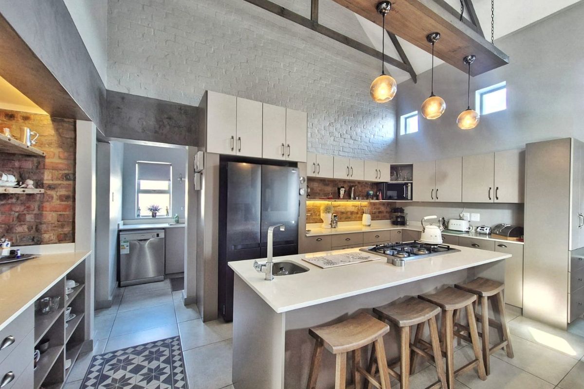 Easy living, open spaces in Blue Mountain Village - Photo 4