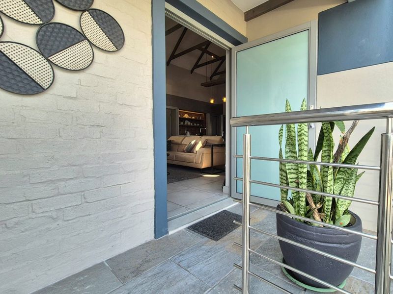 Easy living, open spaces in Blue Mountain Village - Photo 6