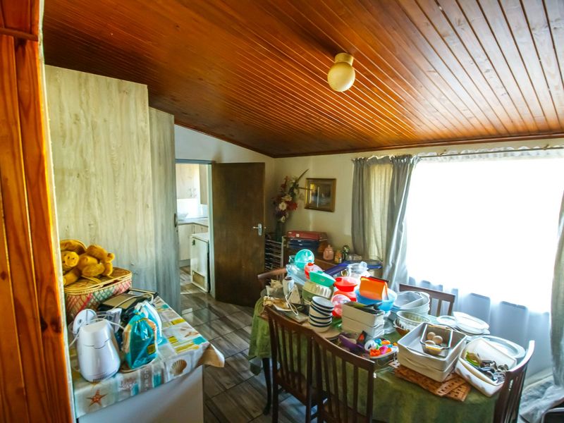 Family Home For Sale in Witpoortjie - Photo 4