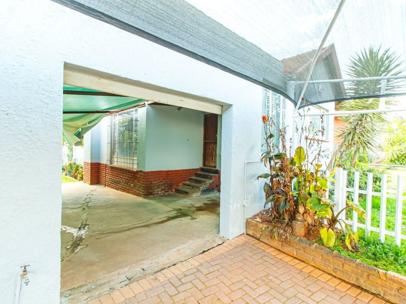 Family Home For Sale in Mindalore - Photo 5