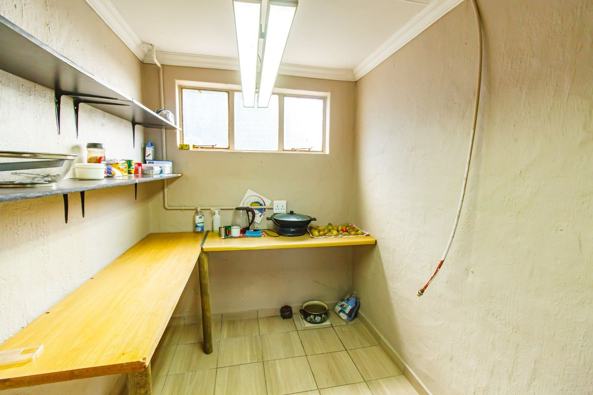 Family Home For Sale in Mindalore - Photo 4