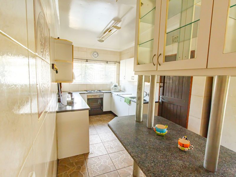 Family Home For Sale in Mindalore - Photo 7