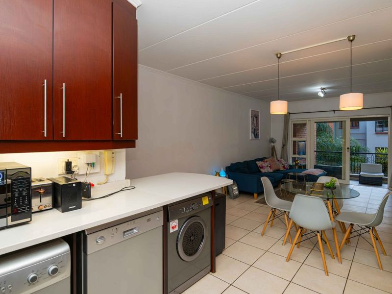 Contemporary 2 Bedroom Apartment in The Meridian Offering Style, Comfort and Convenience - Photo 5