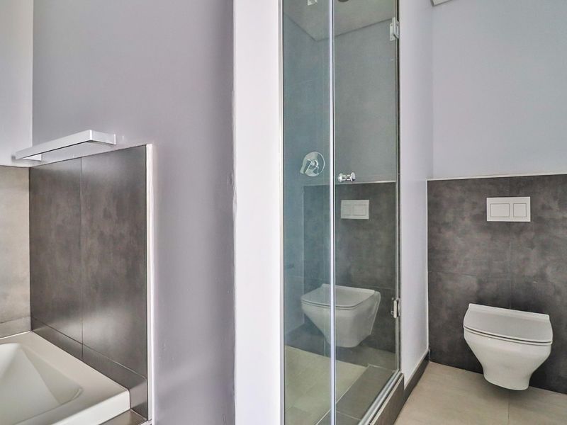 Modern 1-Bedroom Apartment To Let - Photo 6
