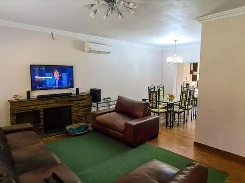 Spacious Family Home Designed For Comfortable Living - Photo 2