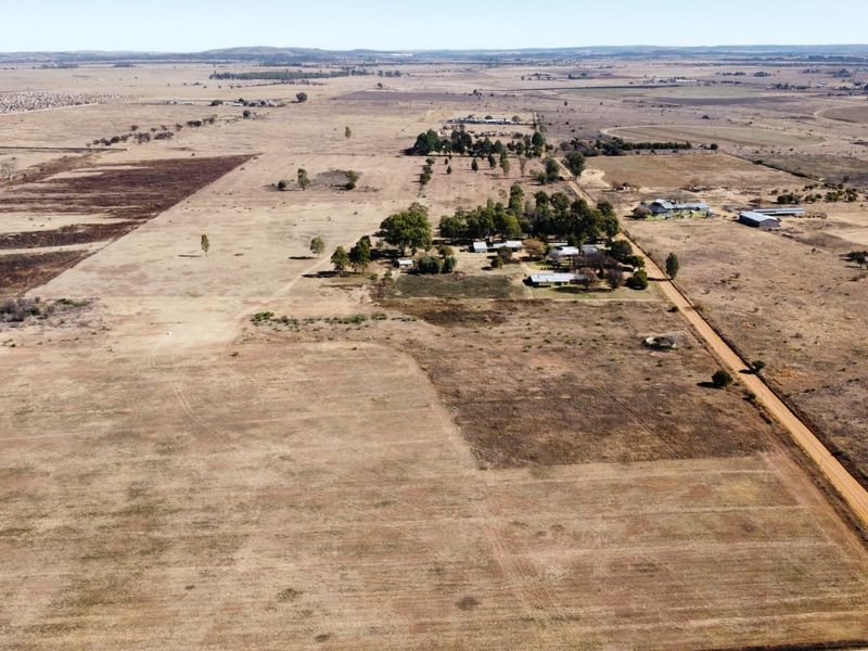 30 Hectare Farm with Extensive Infrastructure & Optional Turnkey Business Opportunity - Photo 1