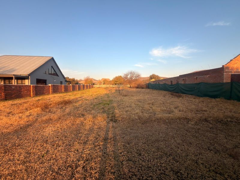 800m2 Vacant Land for Sale in Landsmeer Estate - Photo 3