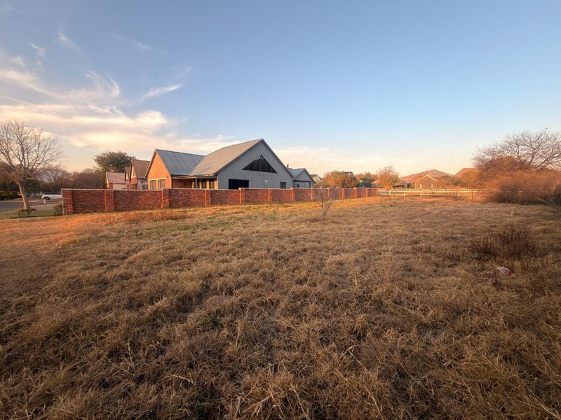 800m2 Vacant Land for Sale in Landsmeer Estate - Photo 1
