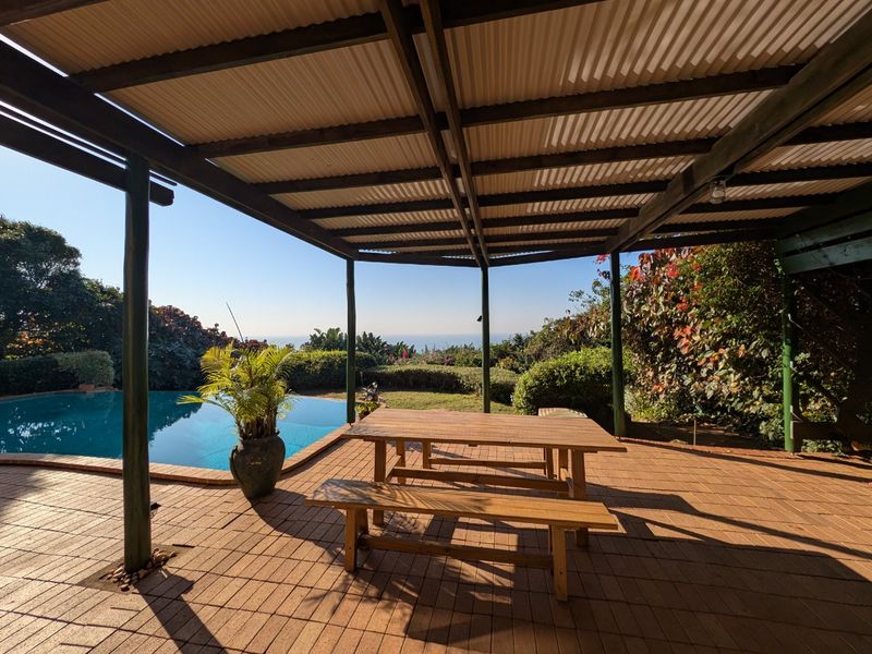Umdloti - This charming unit is on a shared property in a lovely tranquil setting - lovely sea and vegetation outlook -  unfurnished - Available 1st of August - Photo 3