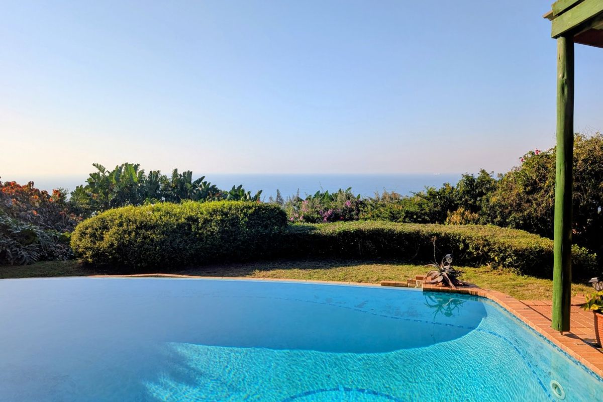 Umdloti - This charming unit is on a shared property in a lovely tranquil setting - lovely sea and vegetation outlook -  unfurnished - Available 1st of August - Photo 2