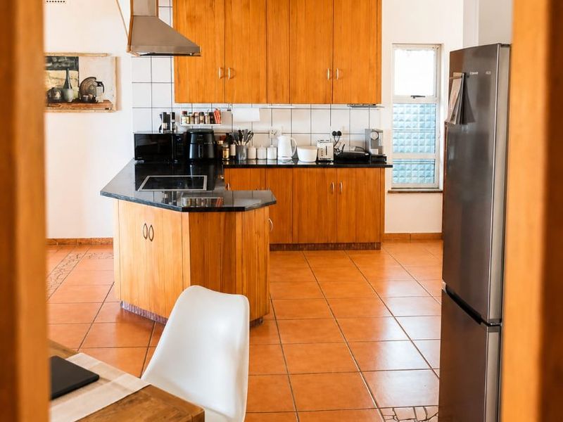 Umdloti - This charming unit is on a shared property in a lovely tranquil setting - lovely sea and vegetation outlook -  unfurnished - Available 1st of August - Photo 8