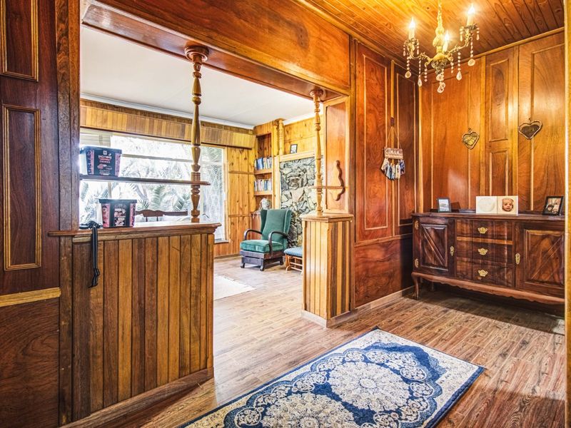 Lifestyle, Luxury & Location - Photo 8