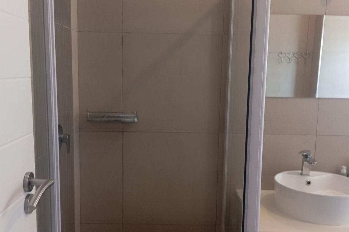 3 Bedroom House in Raslouw - Photo 4