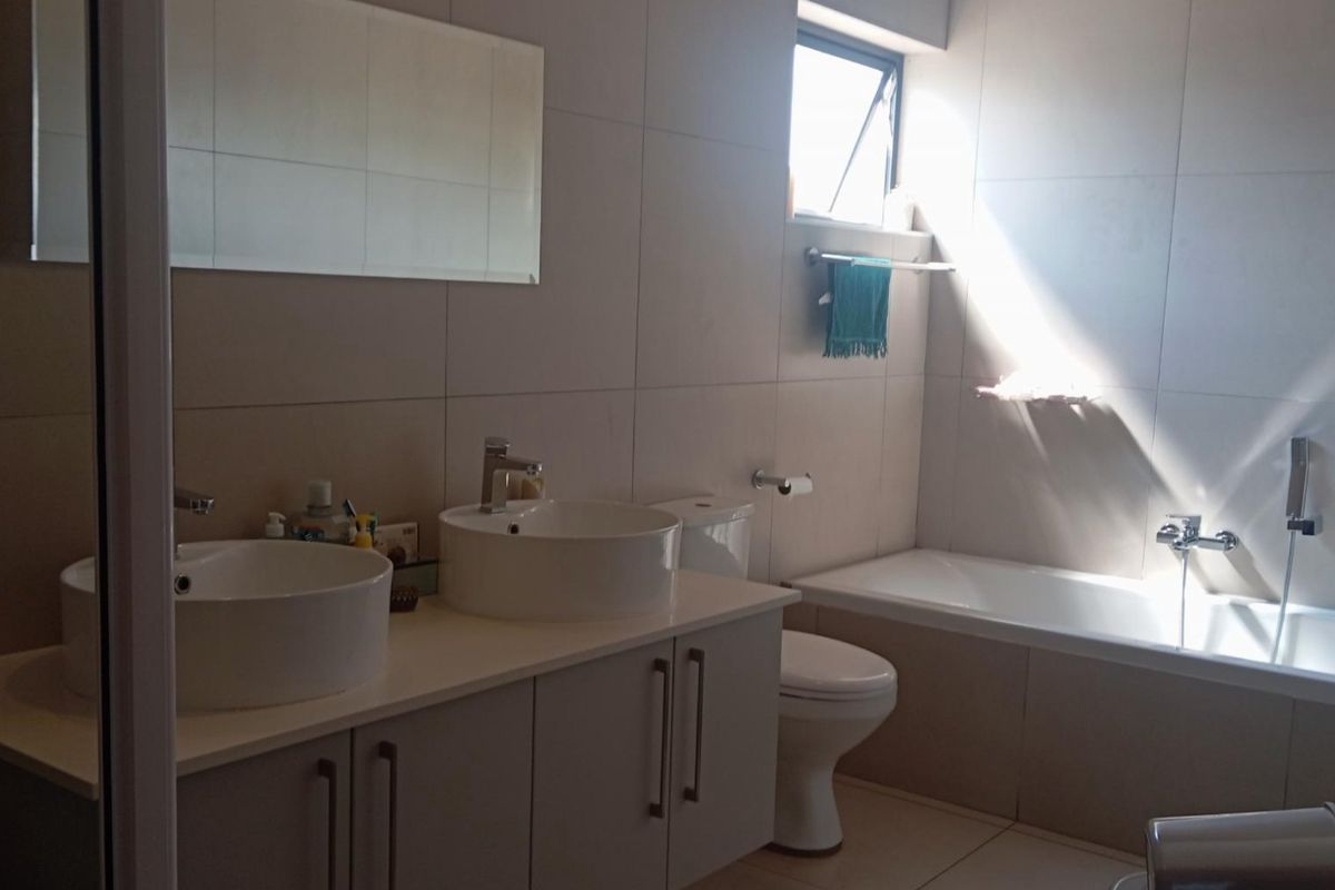 3 Bedroom House in Raslouw - Photo 2