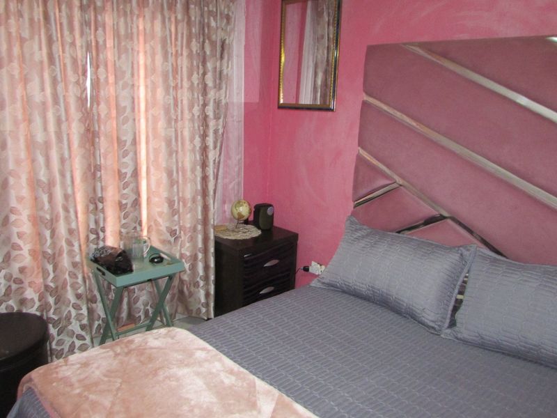 Lovely 3 bedroom family home in quiet area - Photo 8