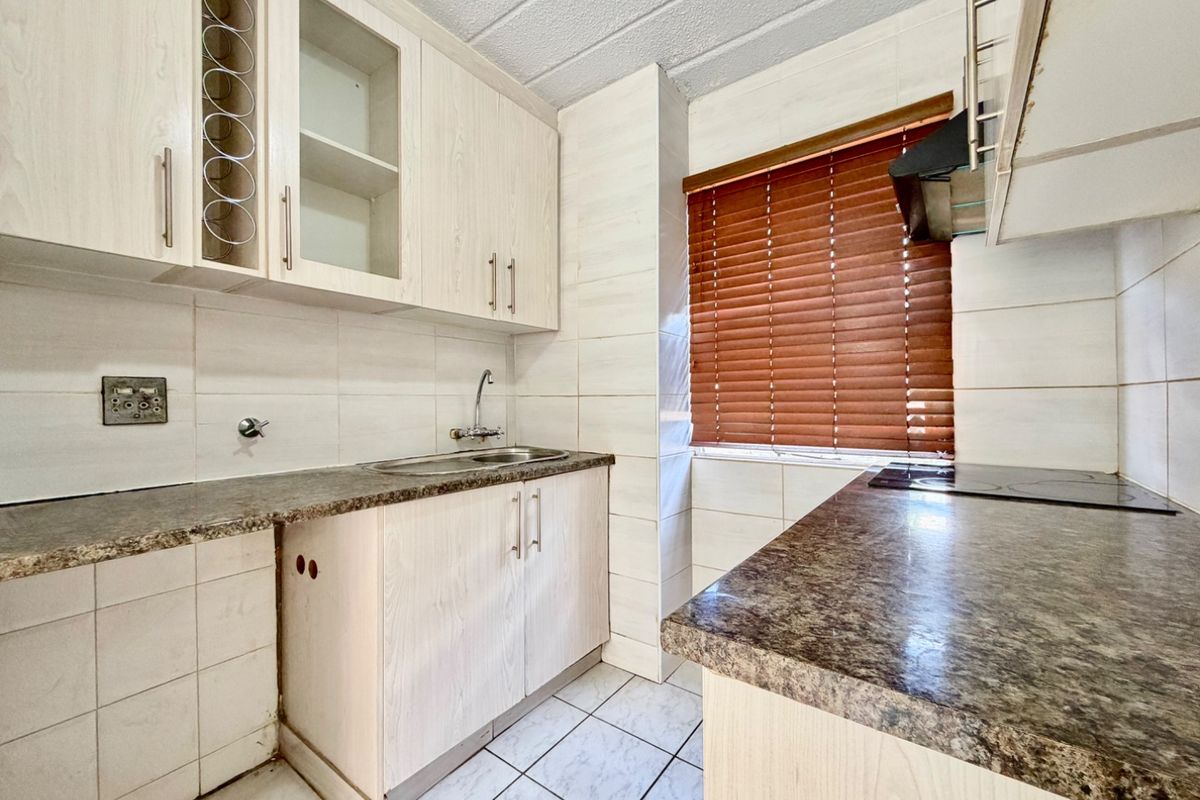 2 Bed Town house in Norkem Park for Rent - Photo 3
