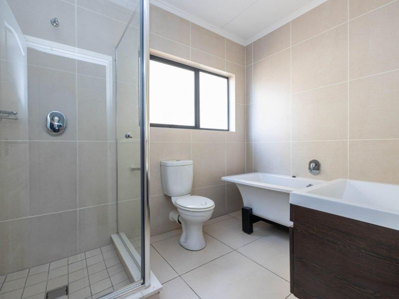 2 Bedroom Apartment / Flat for Sale in Kyalami Hills - Photo 8