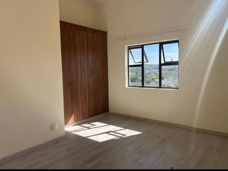 3 Bedroom Apartment forsale  in Barbeque Downs - Photo 4
