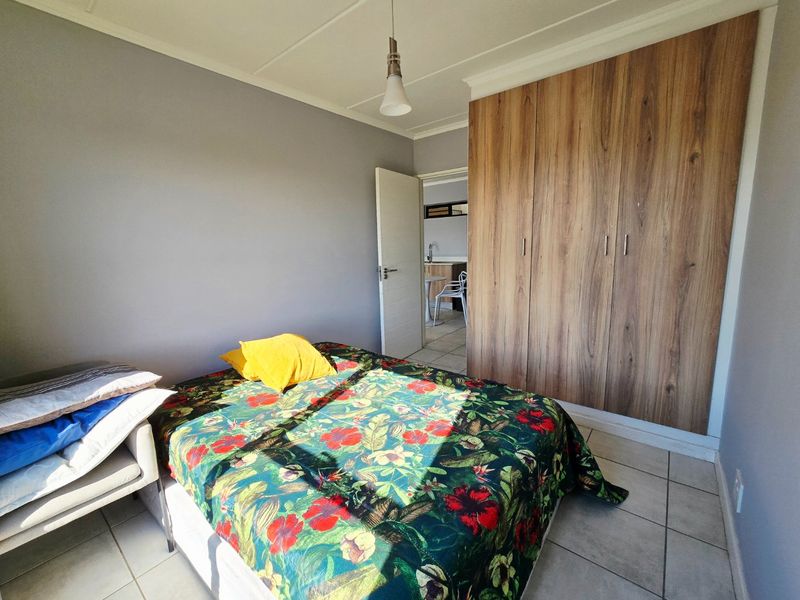Modern 1 Bedroom Apartment for Rent in Green Park Lifestyle Estate Boksburg - Photo 6