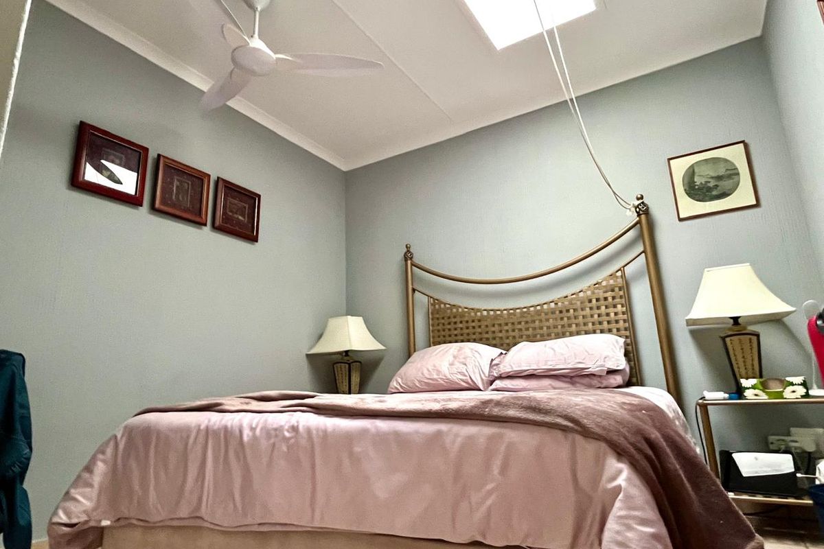 Town House on River Front Estate - Photo 5